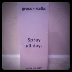 Grace & Stella Rose Spray